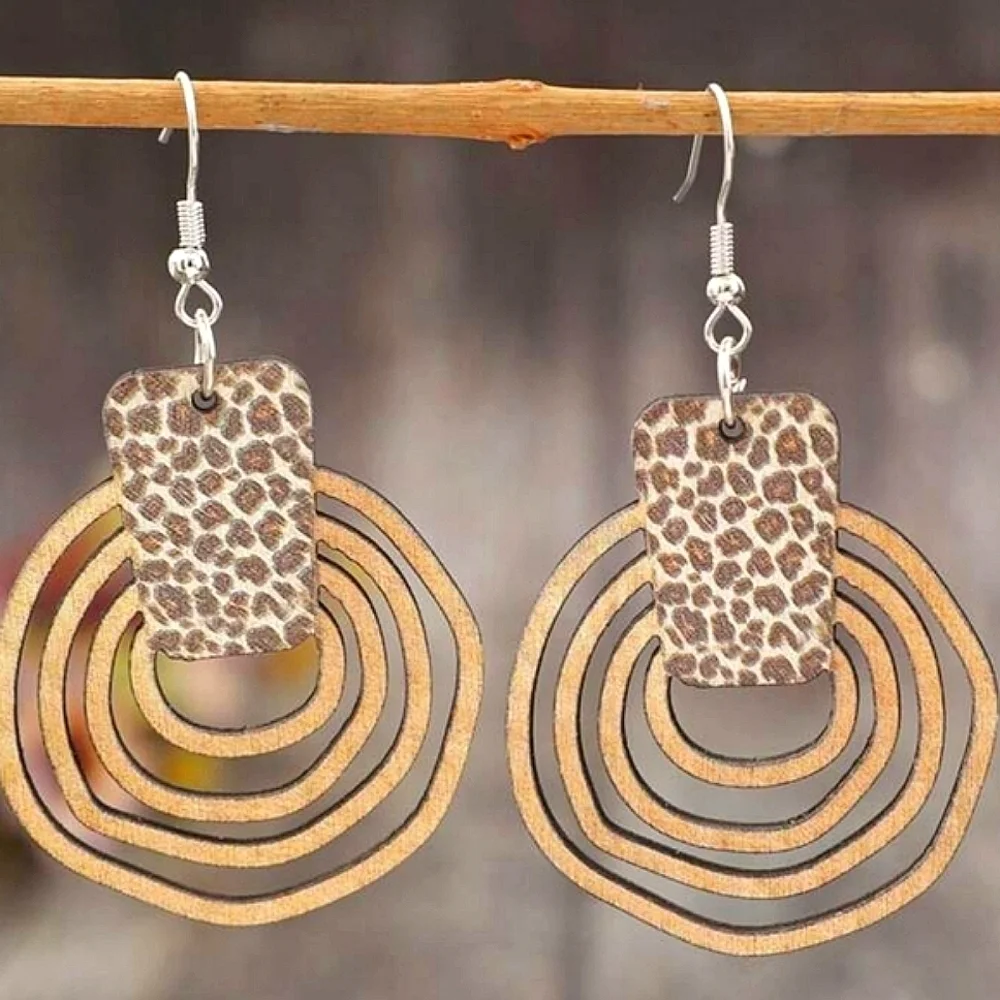 ‼️NEW IN‼️Leopard Print Wooden Hoo Earrings